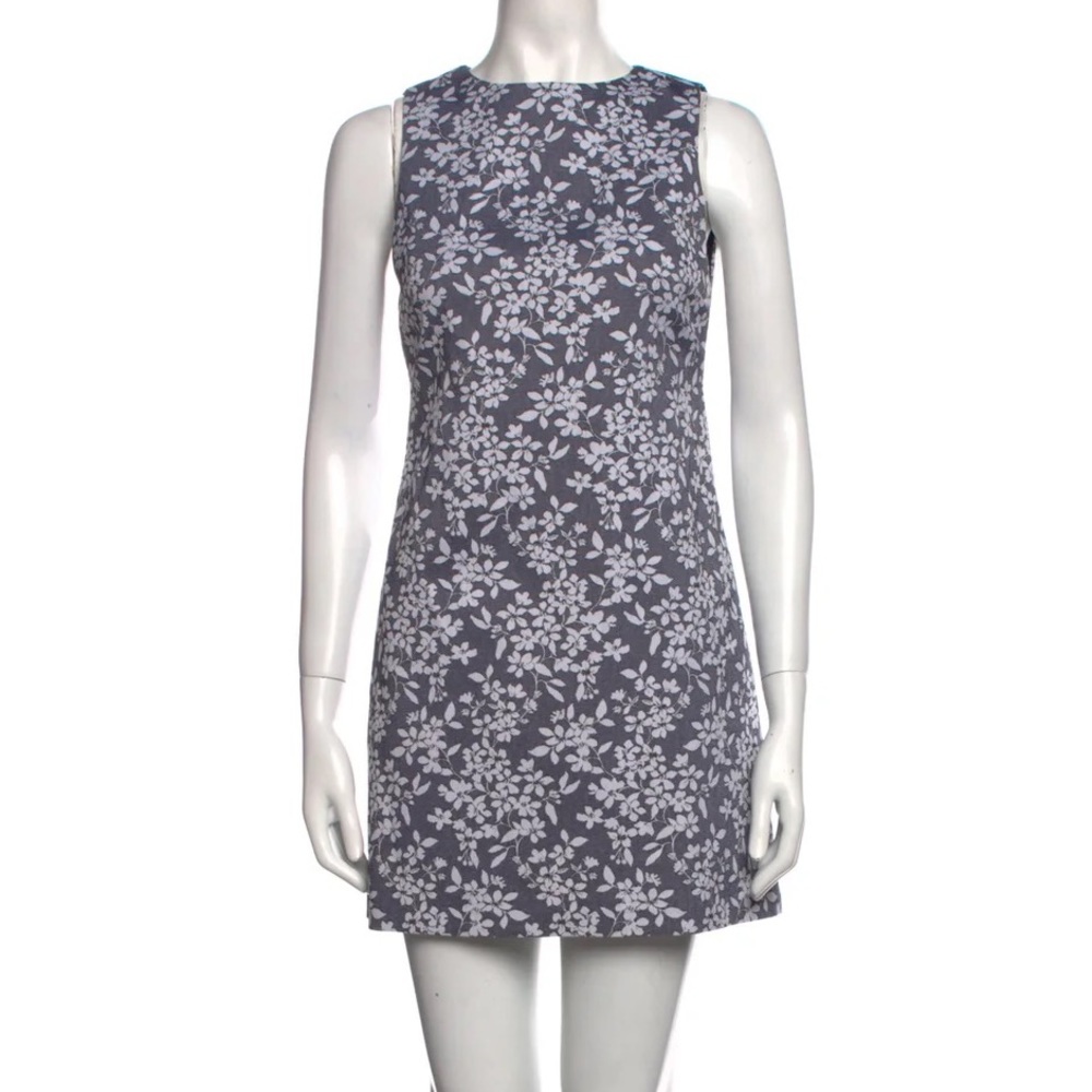 Alice + Olivia Clyde Shift Dress